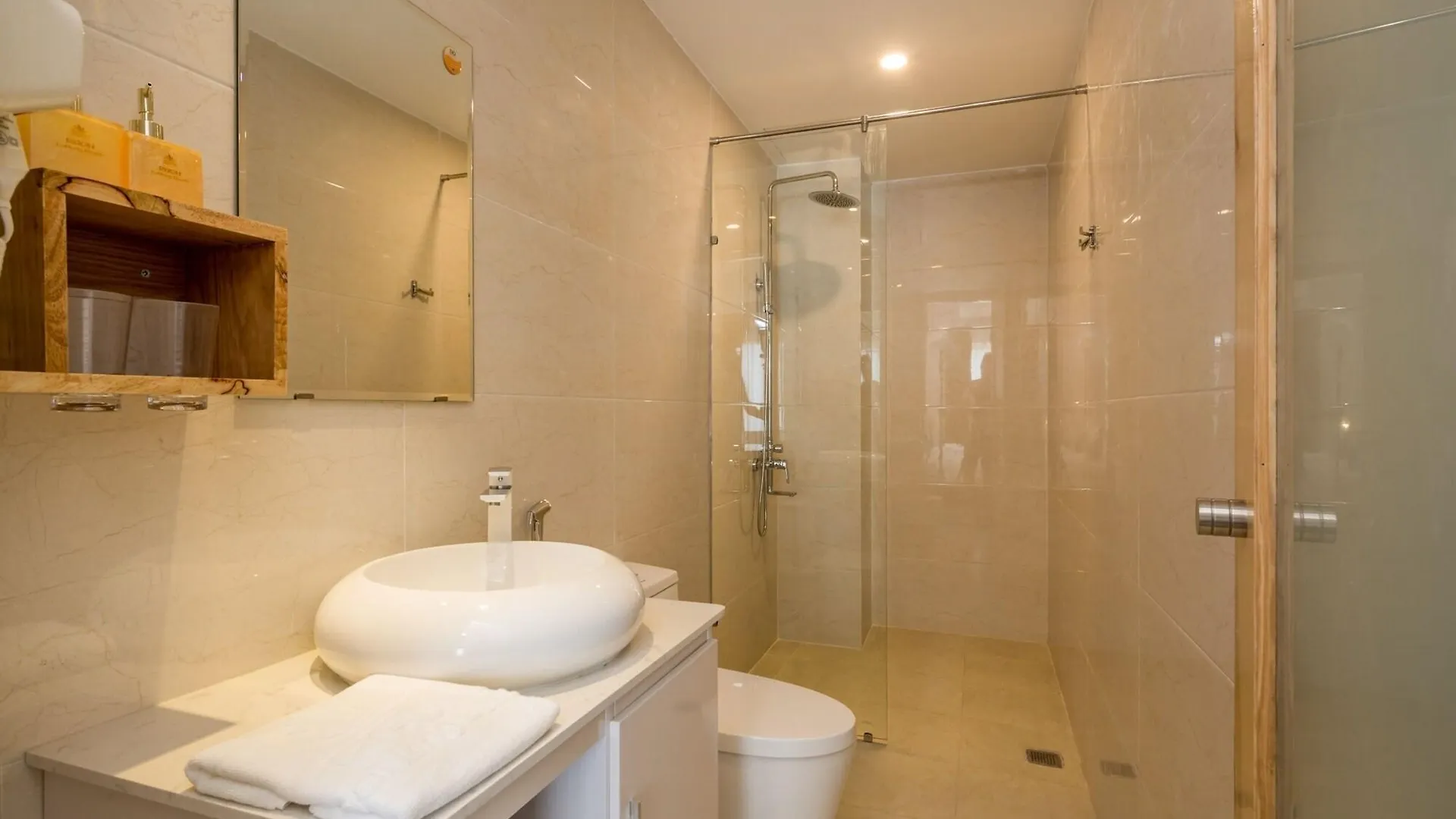 Raon Danang Beach - Stay 24H 4*, Da Nang Vietnam