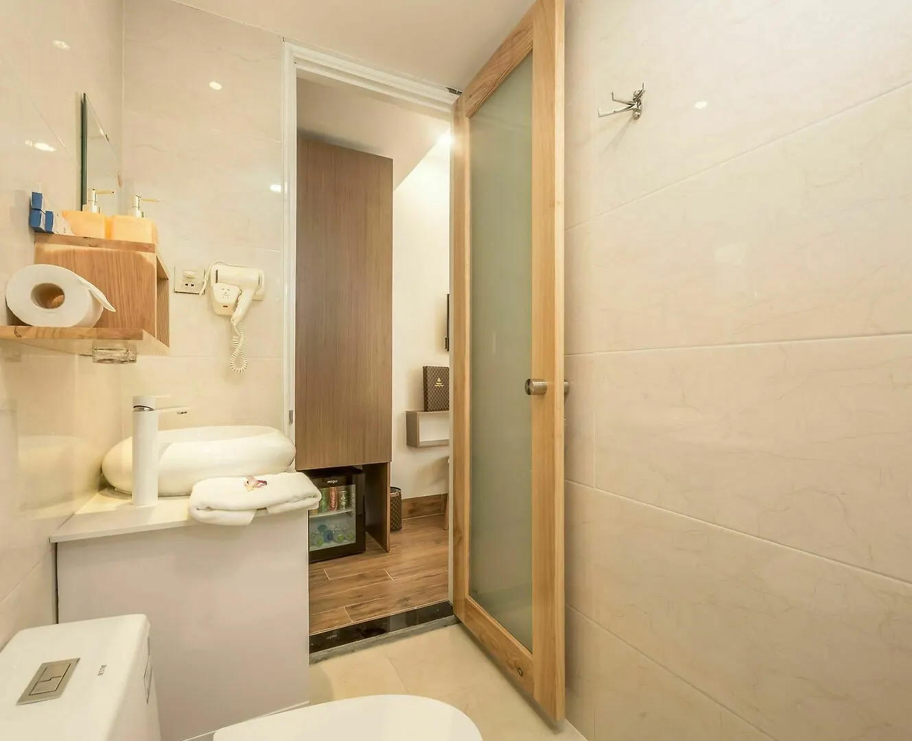 Raon Danang Beach - Stay 24H 4*, Da Nang Vietnam
